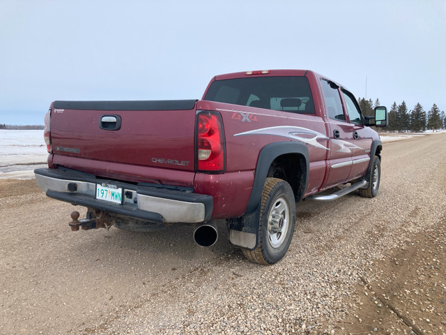 2006 GMC Sierra Duramax in Cars & Trucks in Saskatoon - Image 4