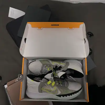 Shoes Nike , New Balance , basketball shoes ., View more