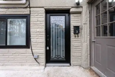 Brand new built basement apartment just over a year ago, part of a fourplex. Walking distance to the...