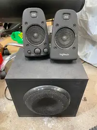 Logitech Z625 Speakers and Subwoofer