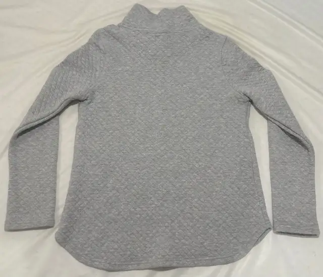 Wind River Sweaters in Women's - Tops & Outerwear in Sarnia - Image 7