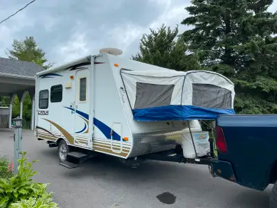 2008 Cirrus Pilgrim Hybrid Trailer - 19ft with pop out Great condition Tent pop out with queen sized...