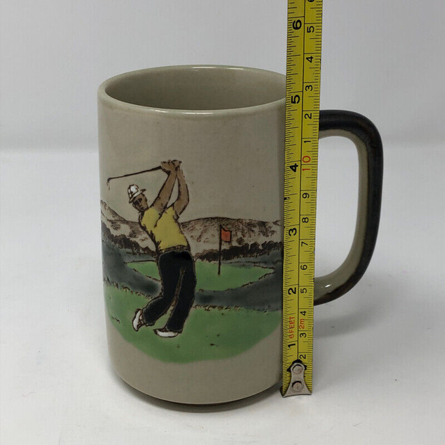 Vintage Otagiri Japan Stoneware Golfer Mug in Arts & Collectibles in Kitchener / Waterloo - Image 3