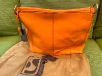 Soprano orange leather handbag