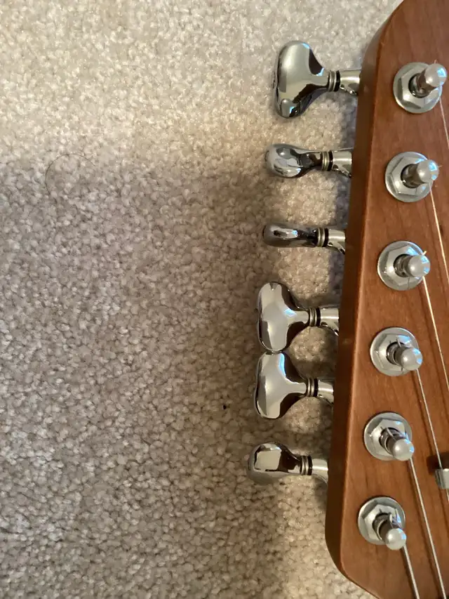 SAPHUE Six-in-line Guitar Locking Tuners in Guitars in Markham / York Region - Image 5