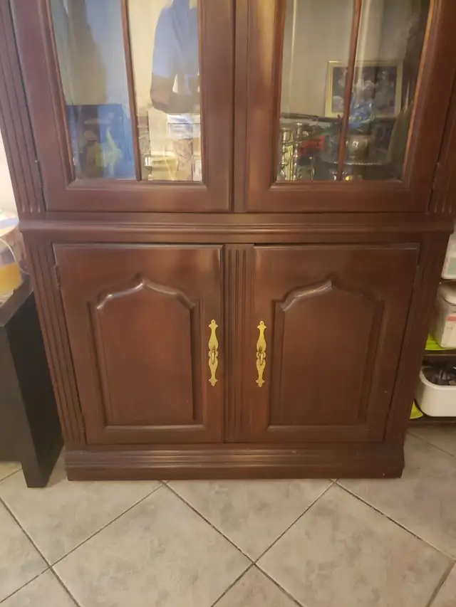 Thomasville Hutch in Hutches & Display Cabinets in St. Catharines - Image 3