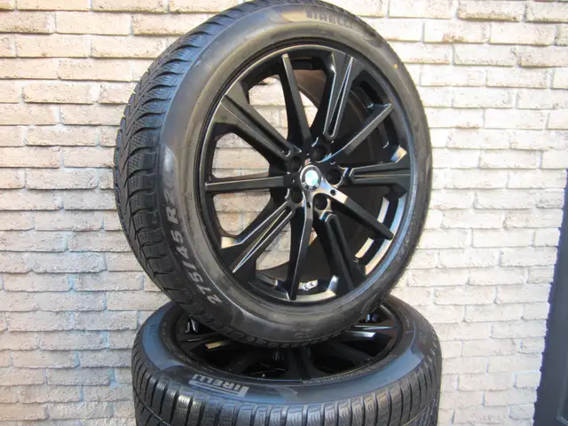 Like new  BMW X5 X6 OEM 20" winter snow wheel package style 748M in Tires & Rims in Oakville / Halton Region - Image 3