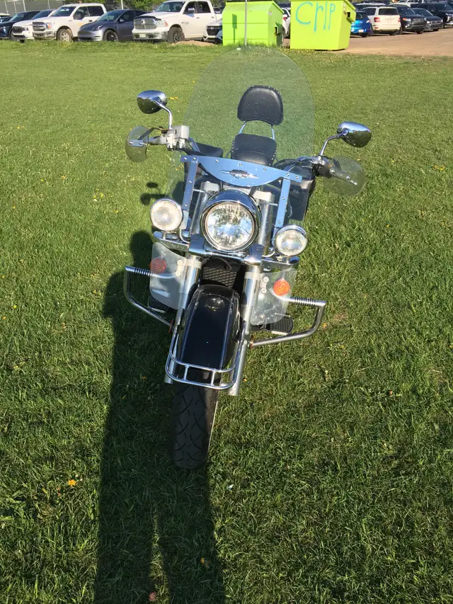 2011 Suzuki Boulevard C50T in Street, Cruisers & Choppers in Edmonton - Image 6