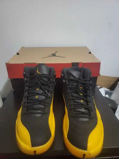 Jordan 12, View more