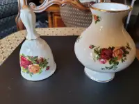 Vintage Royal Albert Old Country Roses Bell, Vase