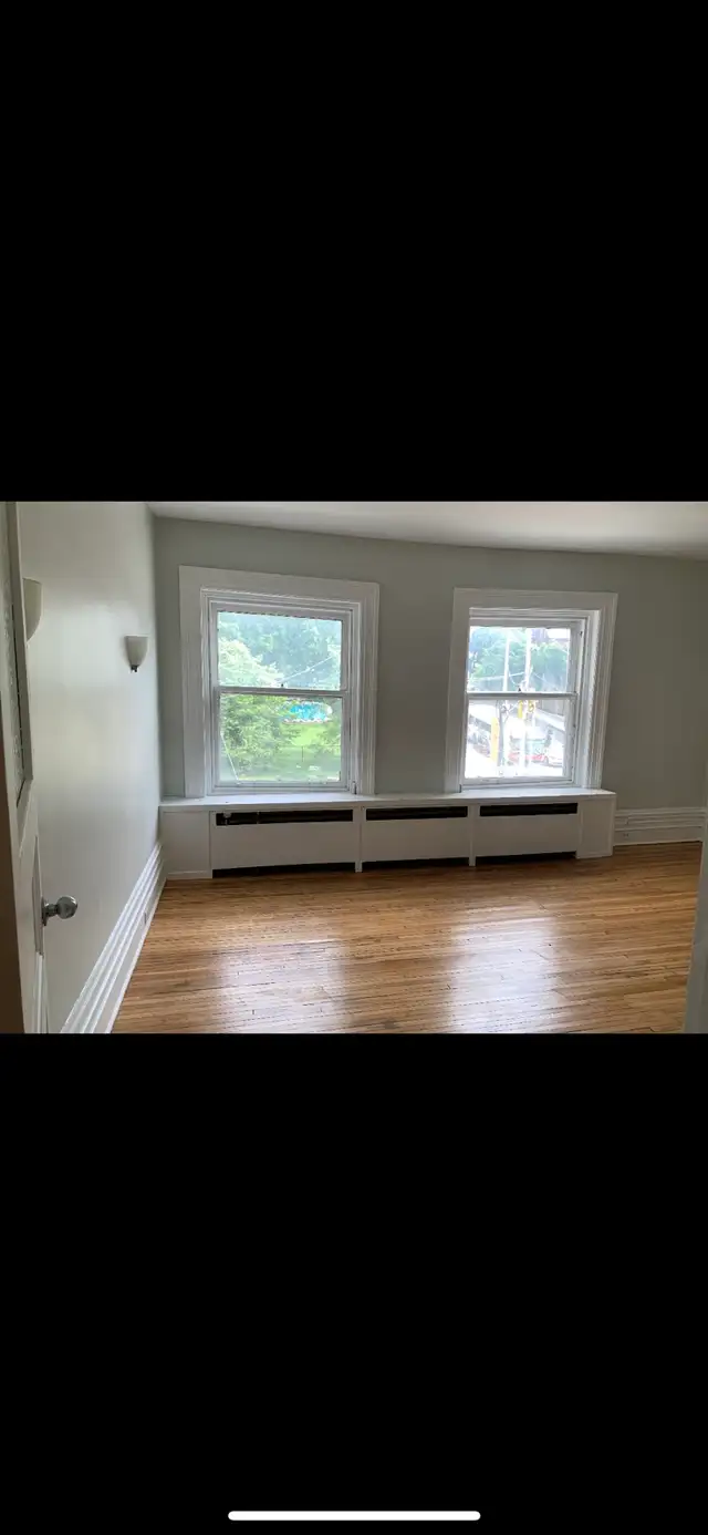 2 rooms for rent in 4-bedroom apartment in Room Rentals & Roommates in Ottawa - Image 9