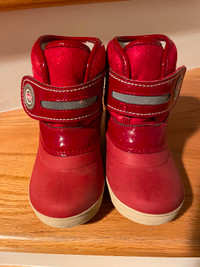 Bottes d’hiver pour enfants OLANG 25/26 eur