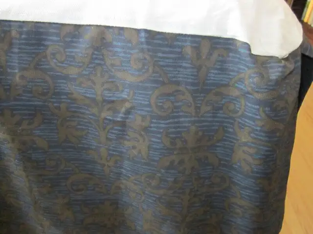 Literie=jupes de lit , couvre - matelas etc.. in Bedding in Laval / North Shore - Image 2