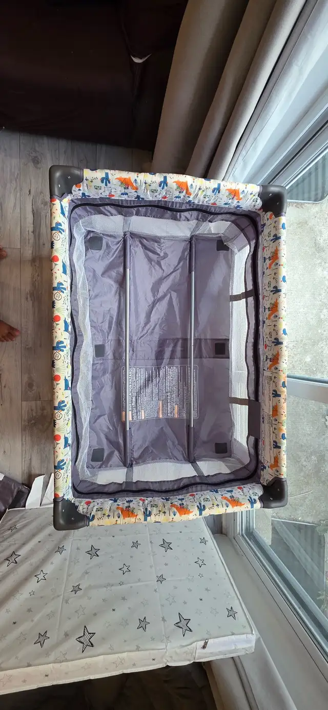 LIVINGbasics Portable Baby Playard in Playpens, Swings & Saucers in Kitchener / Waterloo - Image 5