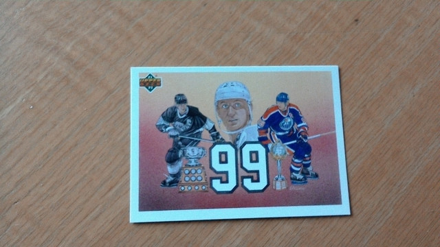 Carte Hockey Upper Deck 1991-92 Wayne Gretzky 38 (180622-4317) dans Art et objets de collection  à Laval/Rive Nord