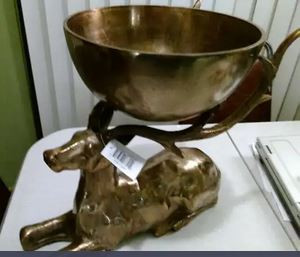 Buck Bowl Solid Brass-NEW-10Lbs.India-16x9.5x14.5 in Arts & Collectibles in City of Toronto