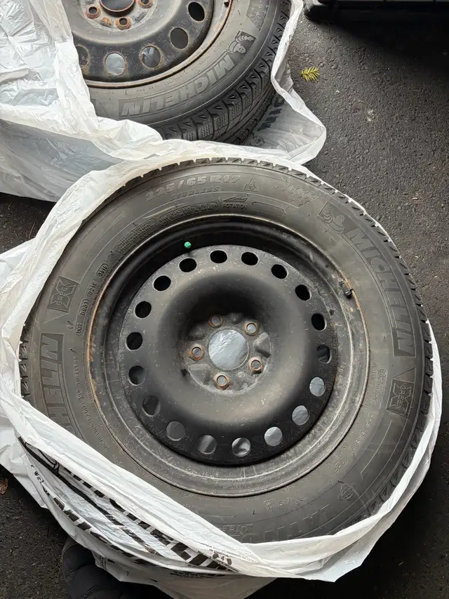 As is. Steel Rims and Tire in Tires & Rims in City of Toronto - Image 7