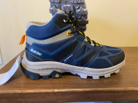 Brand new Men’s Hi Tec hiking boots