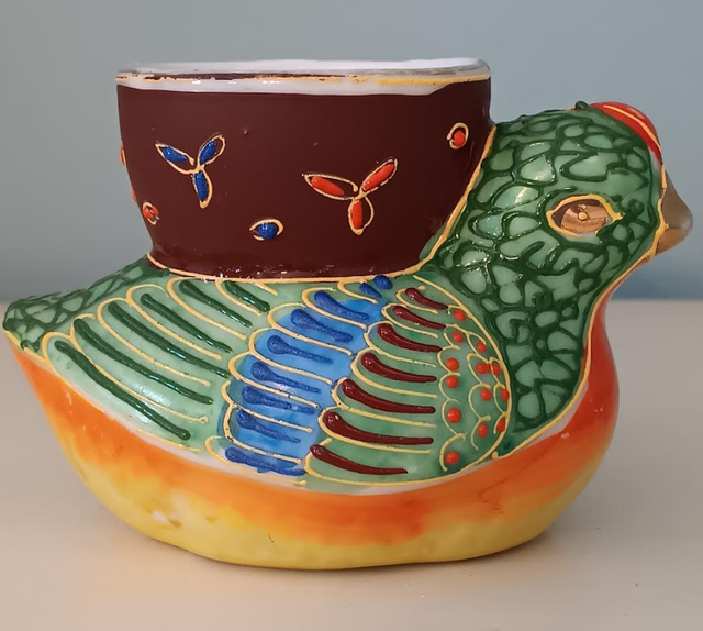 Vintage Moriage Porcelain Bird Hen Quail Egg Cup Eggcup Japan in Arts & Collectibles in Markham / York Region - Image 3