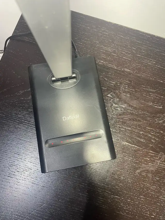Daffodil LED Desk Lamp – Touch Control & Multiple Light Settings in Indoor Lighting & Fans in Mississauga / Peel Region - Image 5
