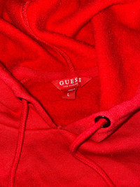 Red Guess hoodie // Veste Rouge Guess