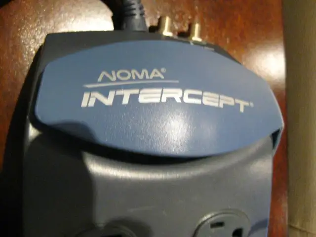 Noma Intercept 8 Outlet 15 amp Surge Protector Power Bar401676065540689923