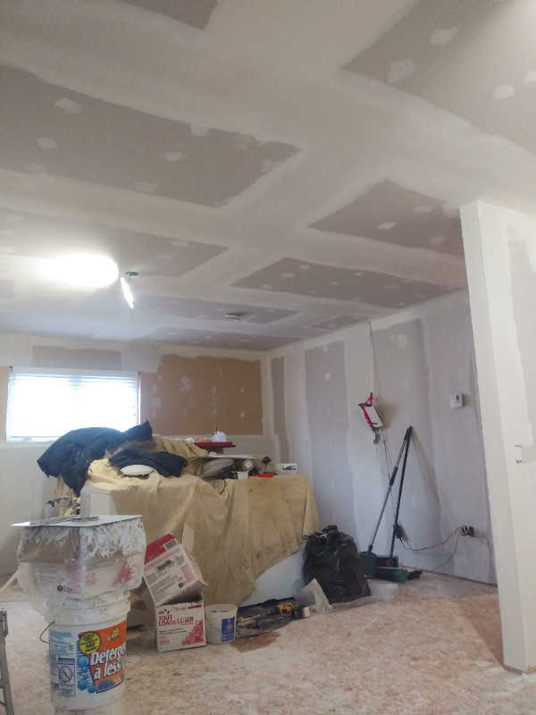 We do drywall, taping, painting, flooring and more (free quotes) in Renovations, General Contracting & Handyman in Dartmouth - Image 3