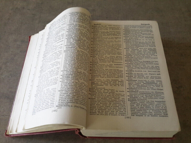 Ancien dictionnaire anglais, français dans Manuels  à Lévis - Image 2