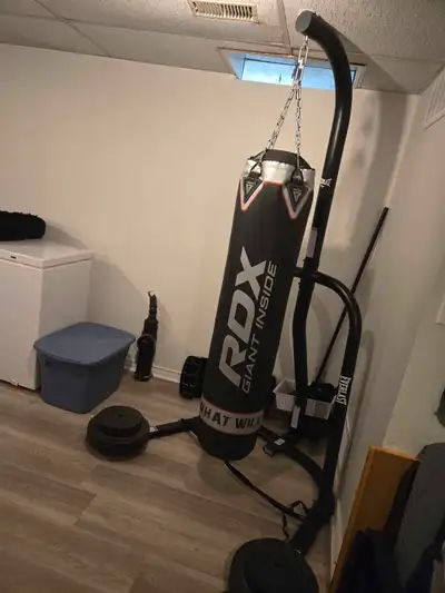75 lb punching bag with floor stand, View more