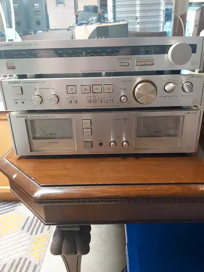 Luxman Tuner T 210L preamplifier C 02 amplifier M 02, View more