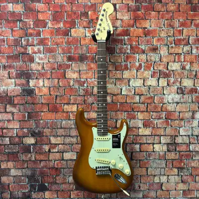 Fender American Performer Stratocaster - Honeyburst, w/Bag, View more