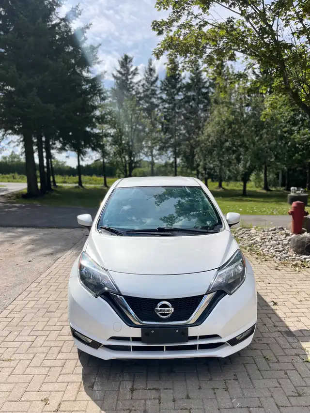 2017 Nissan Versa Note- Low Mileage 