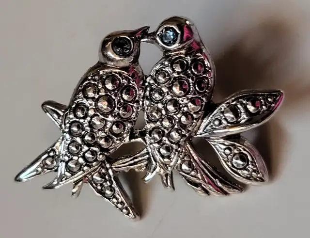 Silver Tone Lovebirds Bird Blue Rhinestone Eye's Lapel Hat Pin63235120870147122