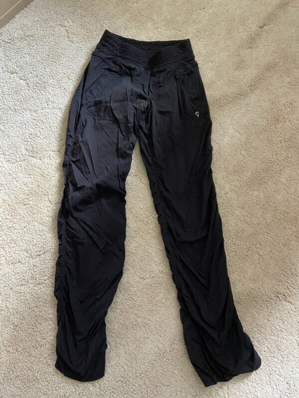 Black Ivivva dance studio pants, size 10