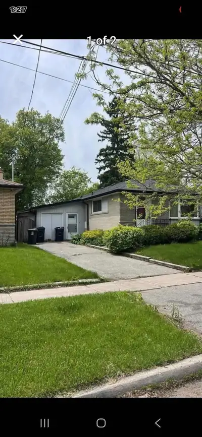 Room available ( preferably Girls) immediately from November 1st , Sharing with other 1 (English/Hin...