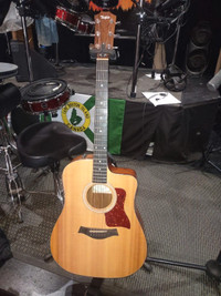 Taylor Acoustic Guitar Model 110ce