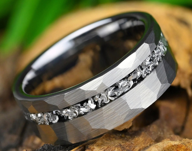 New mens Tungsten ring in Jewellery & Watches in Chatham-Kent