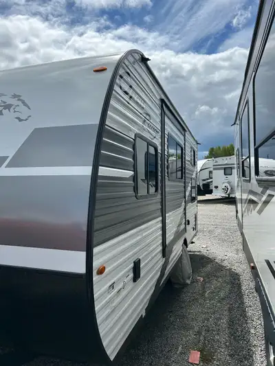 2024 Highland Ridge Open Range 180BHS, purchased new in May 2024 and used a handful of times. Excell...