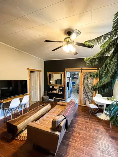 2 bedroom house for rent