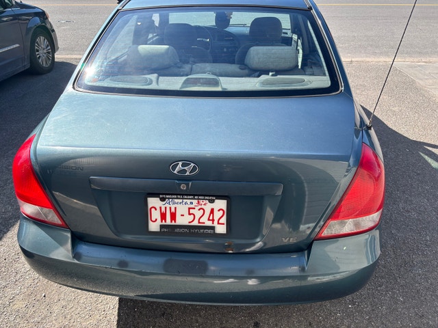 Hyundai Elantra — photo 3