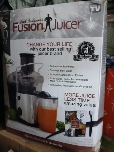 Kitchen Starter Bundle – Juicer, Blender & Coffee Grinder, View more