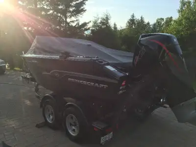 2019 Princecraft Platinum SE Key Features: - 175HP Mercury Pro XS - Advanced navigation and fish-fin...