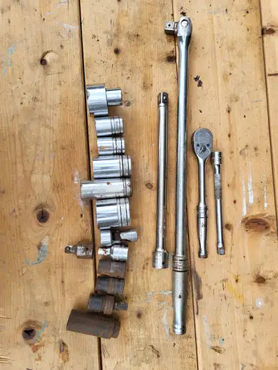 Vintage Snap on tools sockets and more