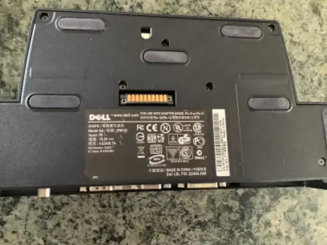 Dell PRO1X, Computer Docking Station in Laptop Accessories in Kingston - Image 4