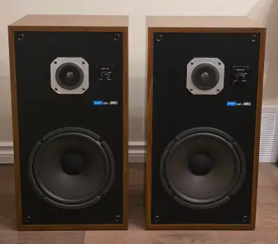 I am selling a pair of vintage Sony SS-960 speakers. MADE IN CANADA in the late 70’s! The walnut loo...