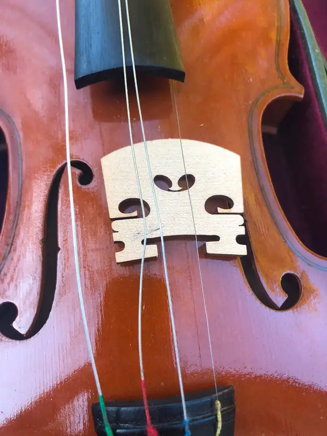 PENDING Vintage MUSIKINSTRUMENTENFABRIK 1/2 Violin in String in Oakville / Halton Region - Image 7
