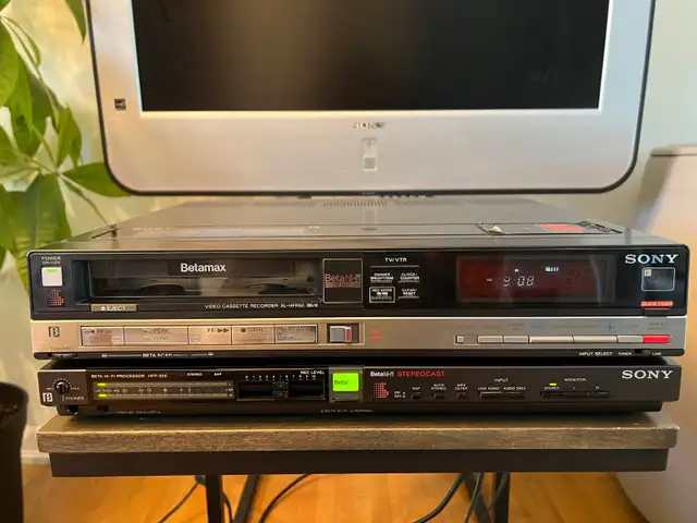 Sony SL-HFR50 Betamax + HFP-200 Beta Hi-Fi System - from Japan | CDs ...