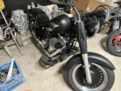 2011 HD Fatboy Lo Well maintained satin black No test pilots