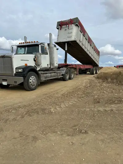 32’ Aluminum Tandem End Dump, Steel Frame. Rubber Block Suspension. Sold the cutter, time for a new...
