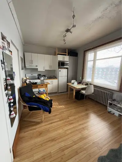Studio TOUT INCLUS et MEUBLÉ, Limoilou, 996$ par mois